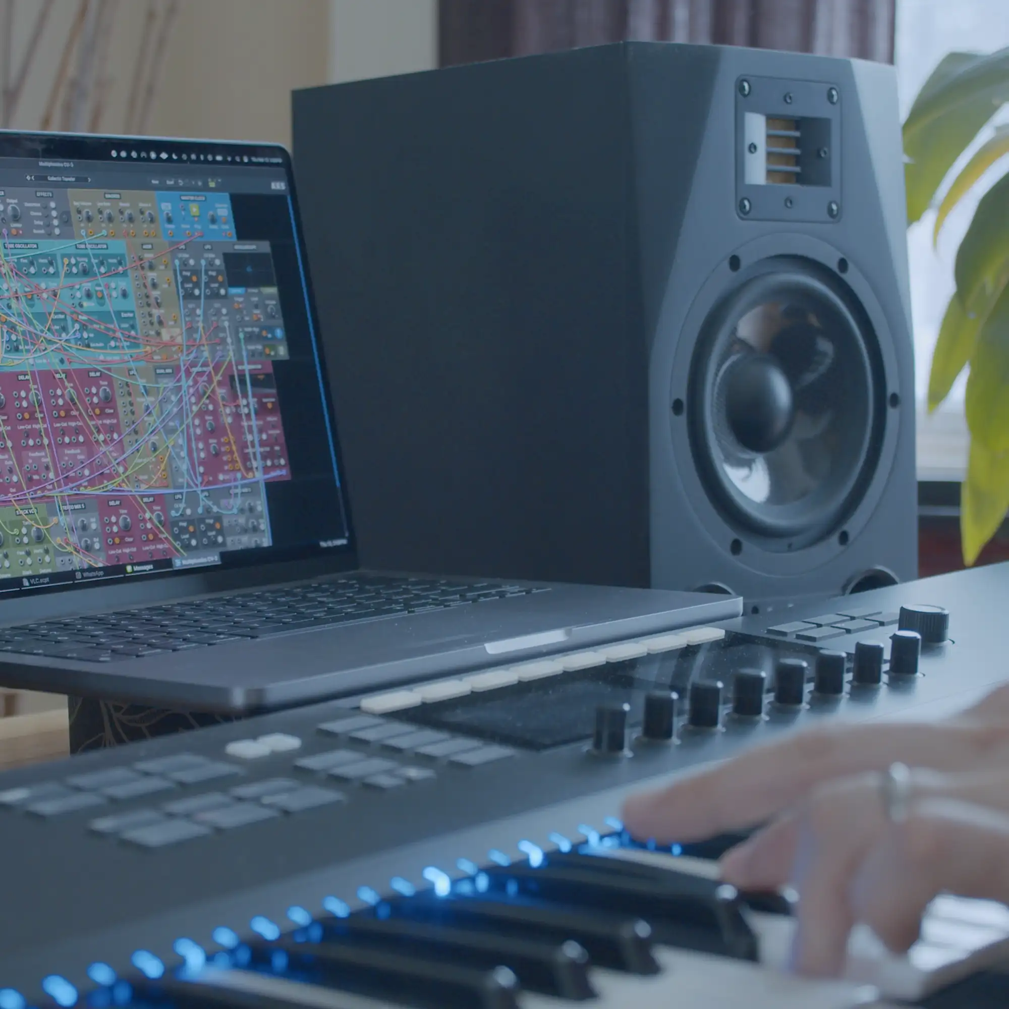Multiphonics CV‑3 as an instrument